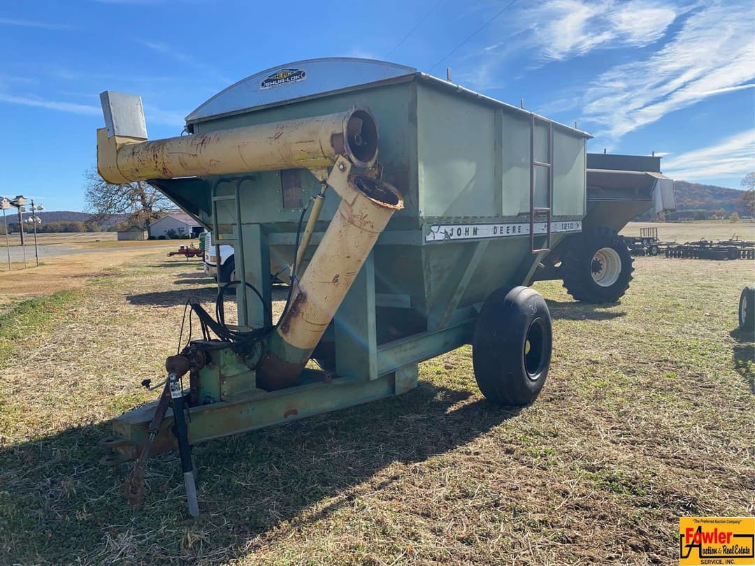 Image of John Deere 1210 Primary image