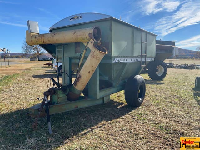 Image of John Deere 1210 equipment image 1