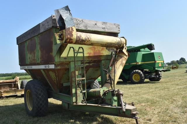 Image of John Deere 1210 equipment image 2