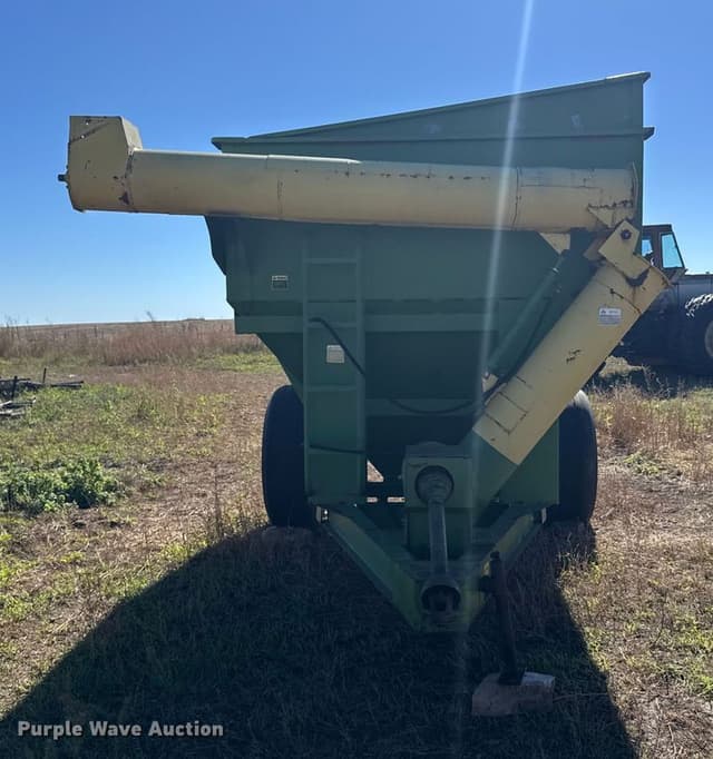 Image of John Deere 1210 equipment image 1