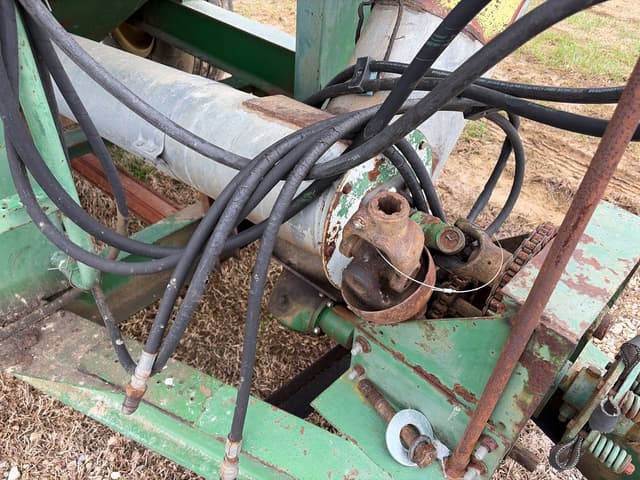 Image of John Deere 1210A equipment image 2