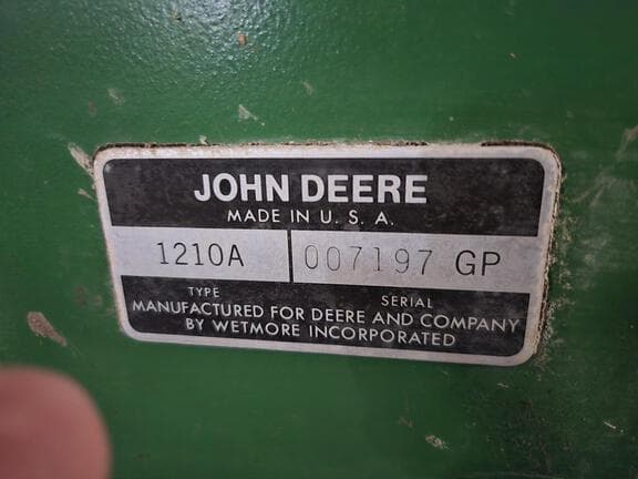 Image of John Deere 1210A equipment image 2