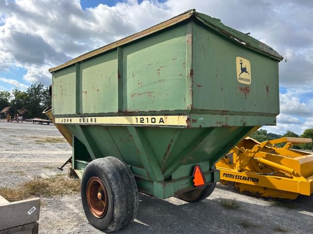 Image of John Deere 1210A equipment image 3