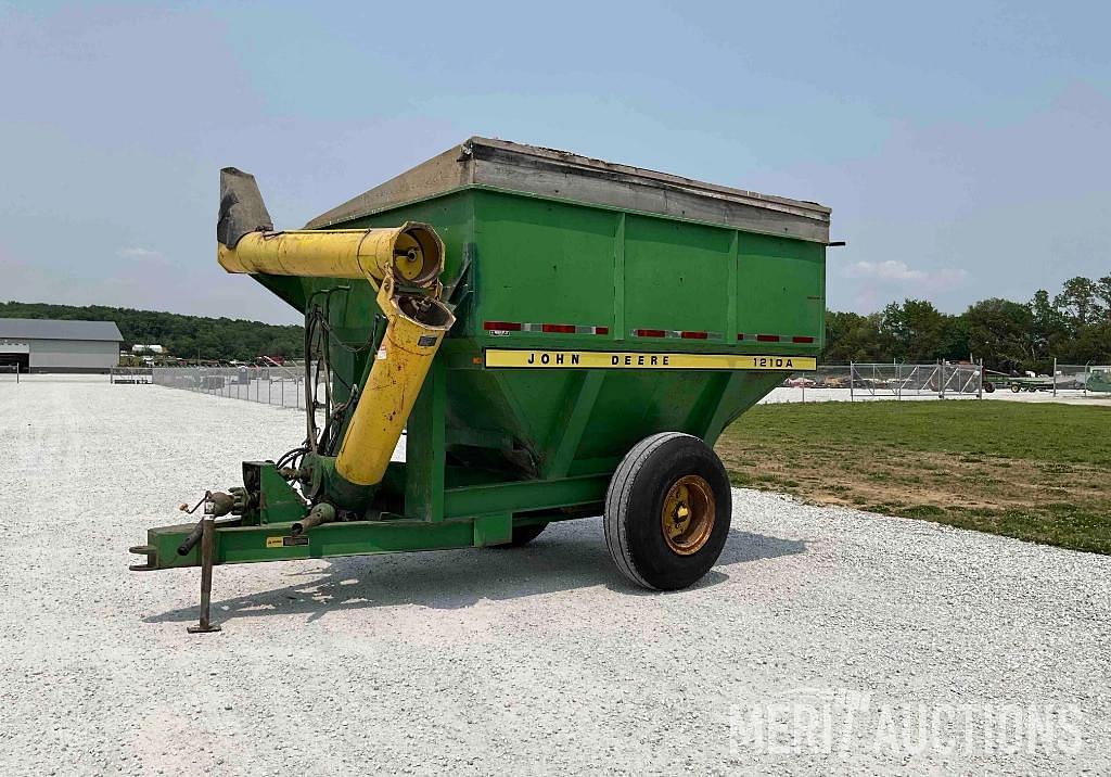 Image of John Deere 1210A Primary image