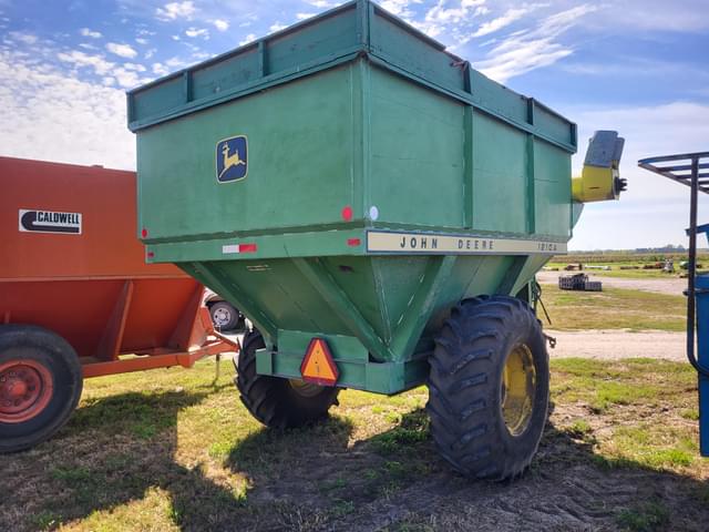 Image of John Deere 1210A equipment image 3