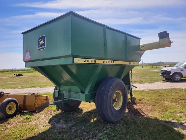 Image of John Deere 1210A equipment image 3