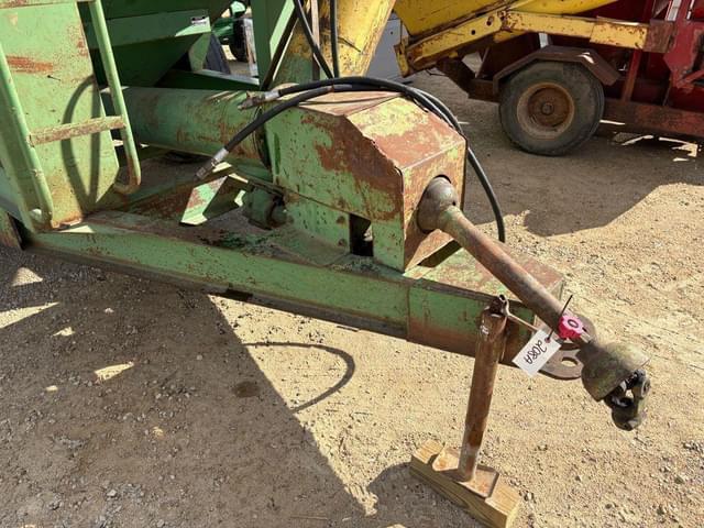 Image of John Deere 1210A equipment image 3