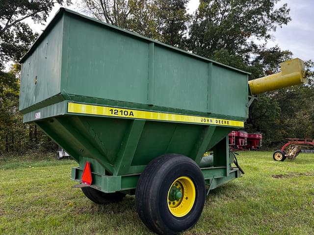 Image of John Deere 1210A equipment image 3