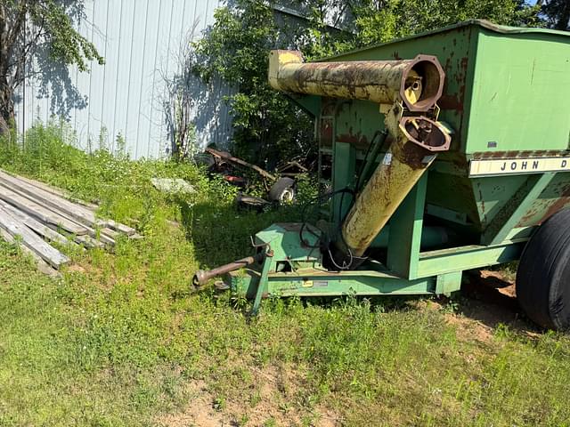 Image of John Deere 1210A equipment image 1