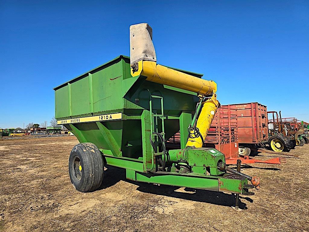 Image of John Deere 1210A Primary image