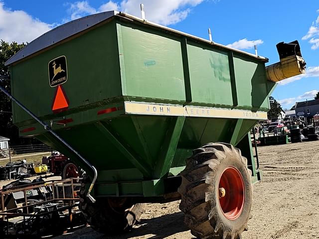 Image of John Deere 1210A equipment image 2