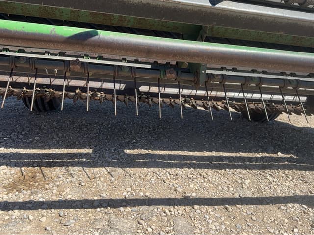 Image of John Deere 1219 equipment image 4