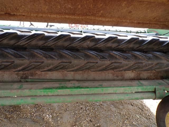 Image of John Deere 1219 equipment image 4