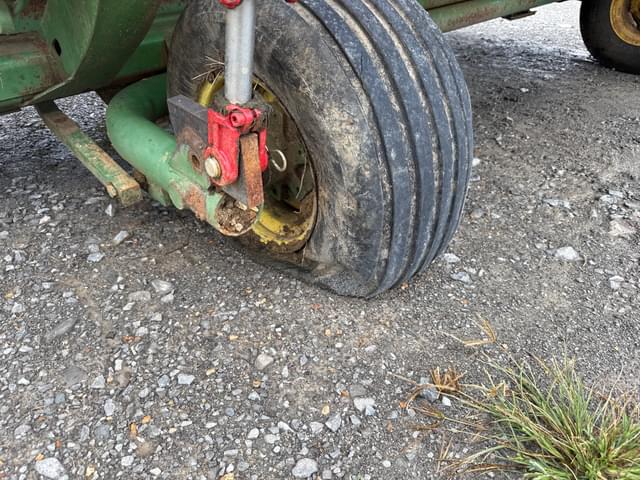 Image of John Deere 1219 equipment image 4