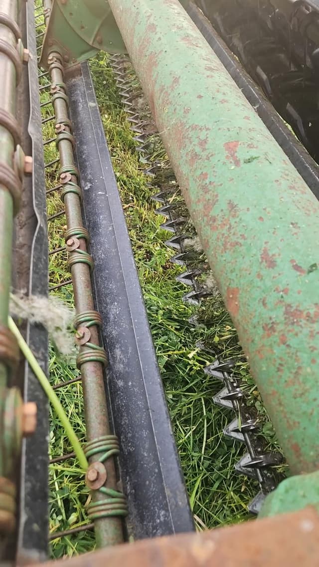 Image of John Deere 1219 equipment image 4