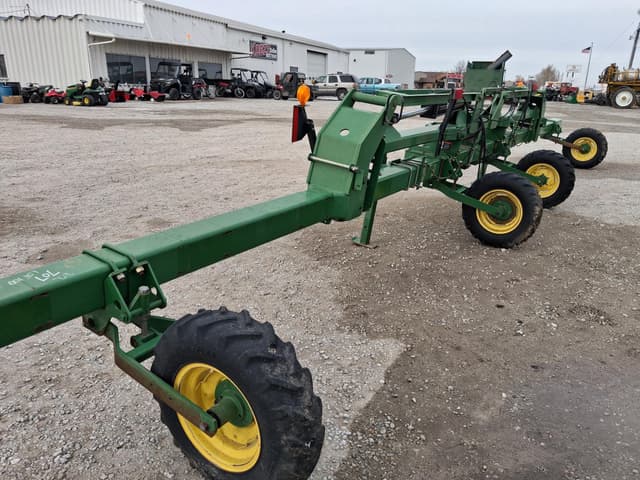 Image of John Deere 1720 equipment image 1