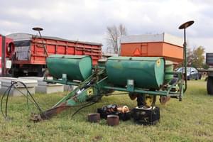 John Deere 1240 Image