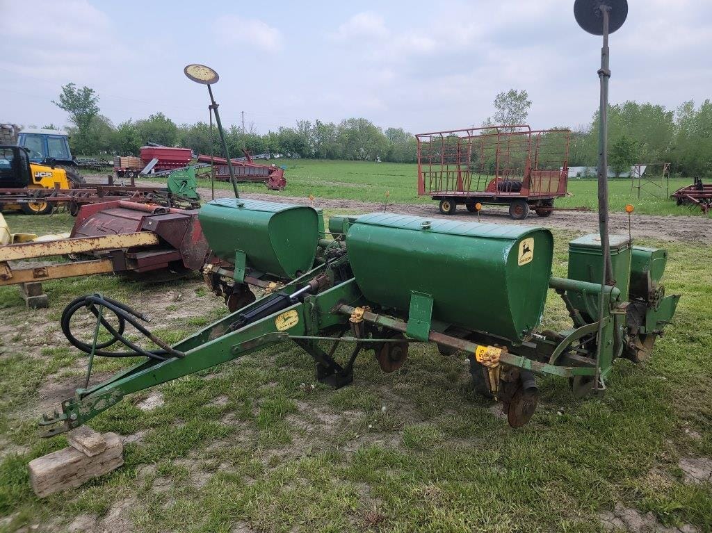 Main image John Deere 1240