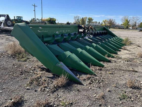 Image of John Deere 1243 equipment image 3