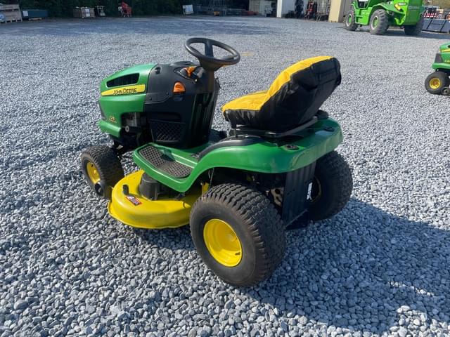 Image of John Deere 125 equipment image 2