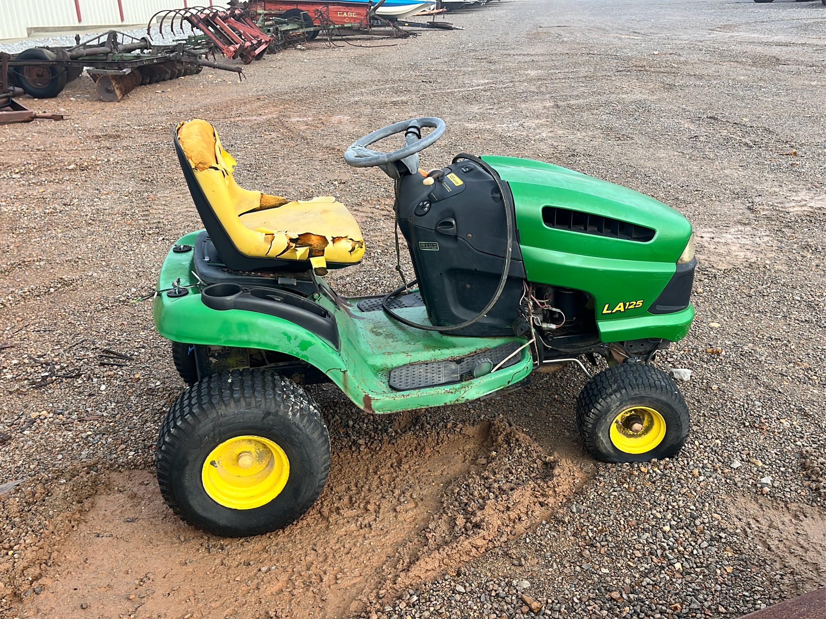 Main image John Deere LA125