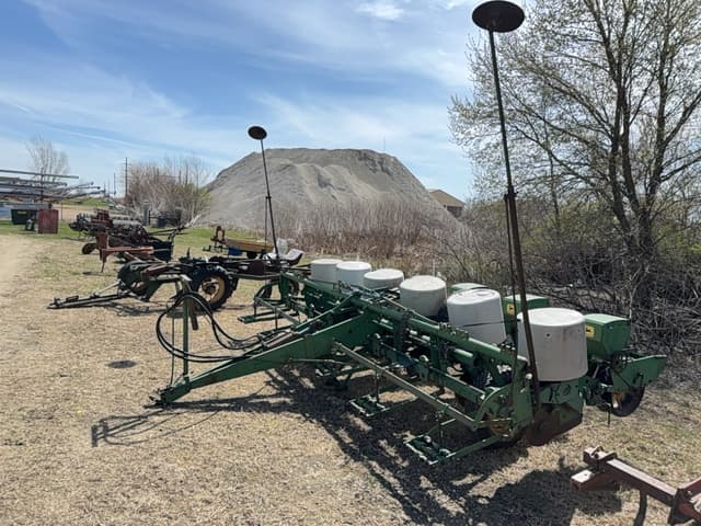 Image of John Deere 1250 equipment image 4