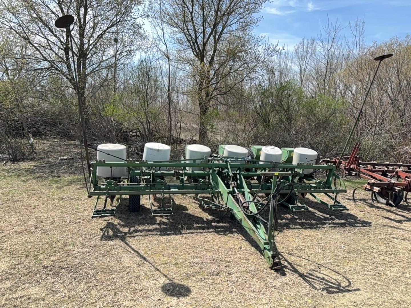 John Deere 1250 Equipment Image0