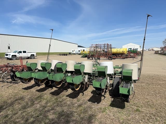 Image of John Deere 1250 equipment image 2