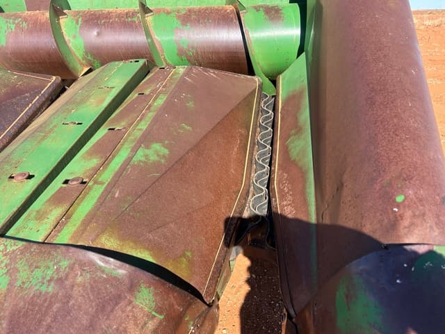 Image of John Deere 454A equipment image 2