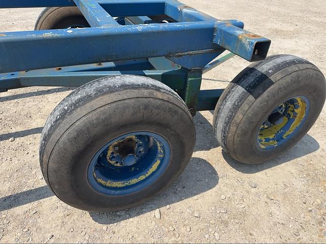 Image of John Deere 1275 equipment image 3