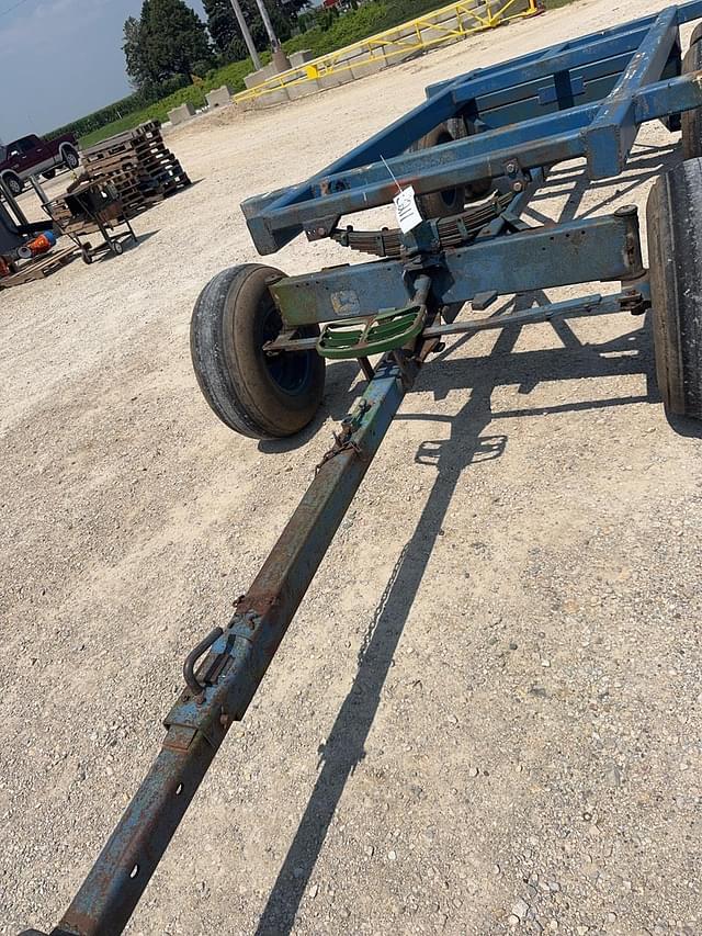 Image of John Deere 1275 equipment image 1
