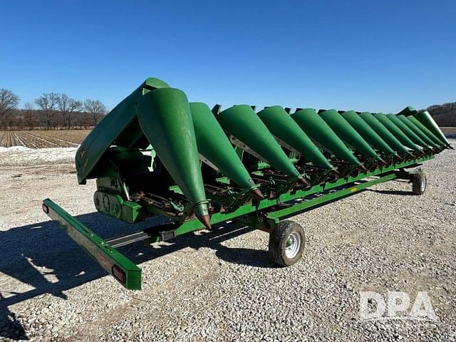 Image of John Deere 1293 equipment image 1