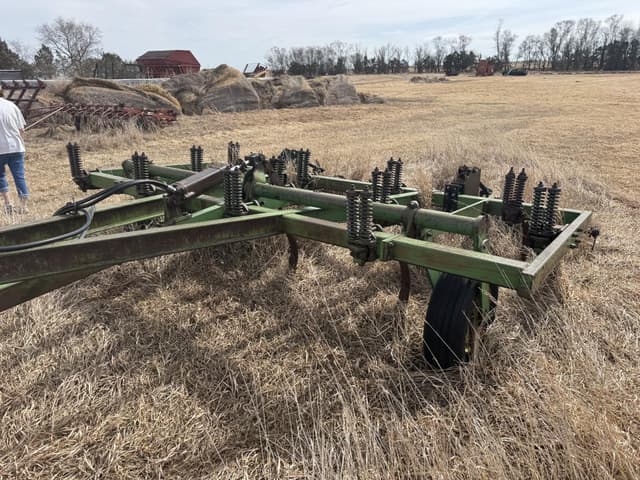 Image of John Deere 13 equipment image 2