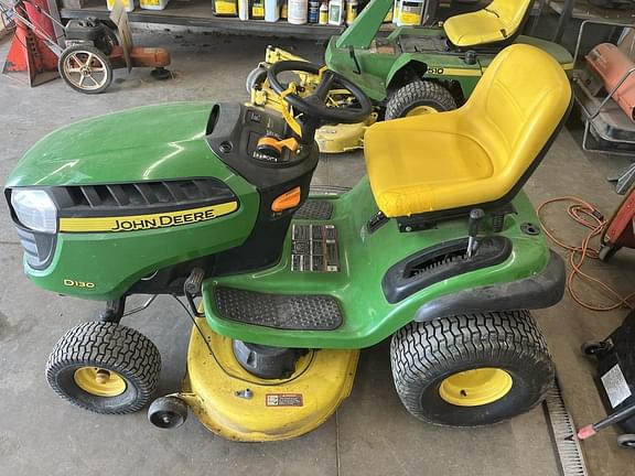 Image of John Deere D130 Primary image