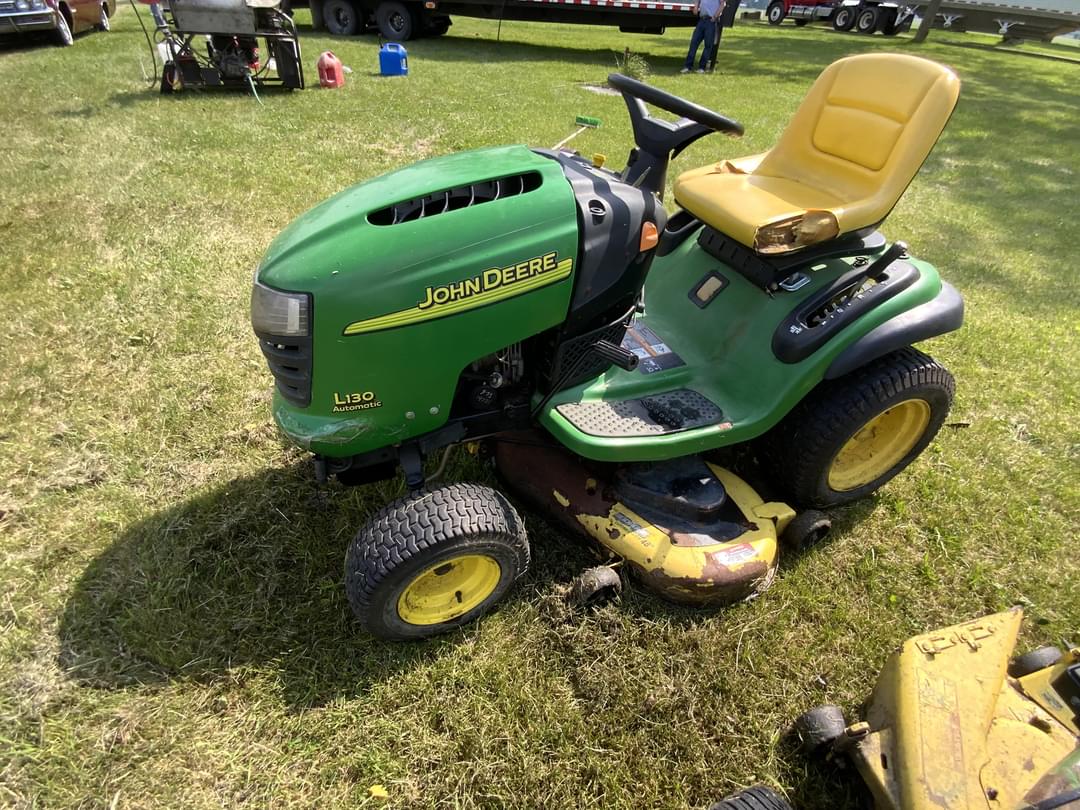 Image of John Deere L130 Primary image