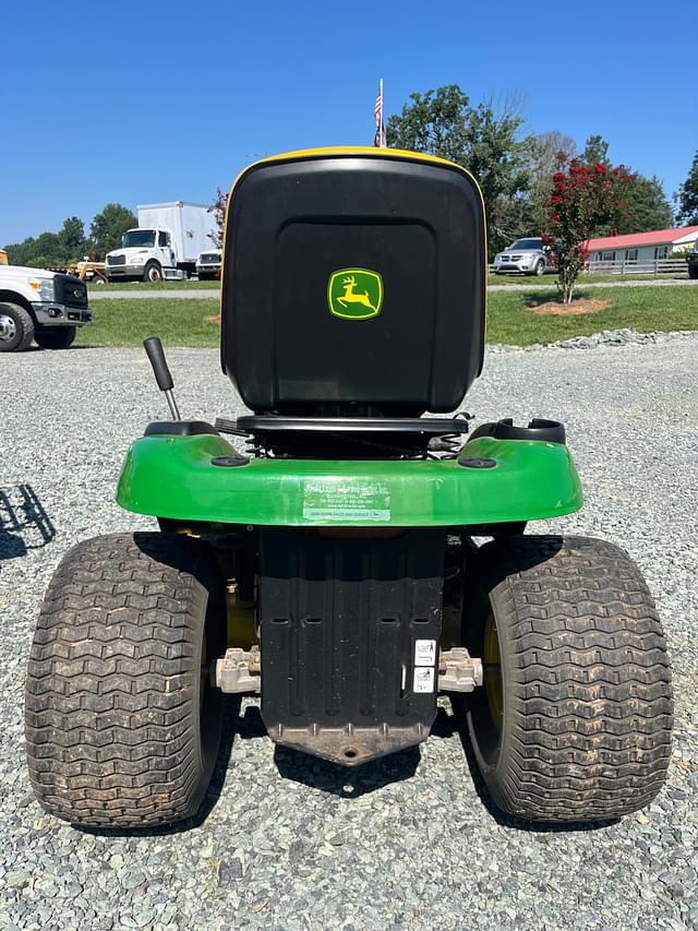 Image of John Deere 135 equipment image 4