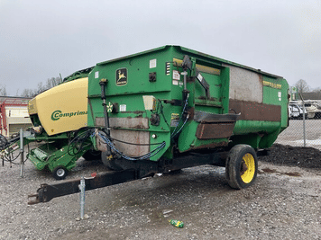 Main image John Deere 135
