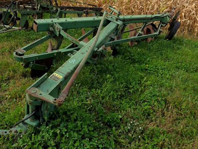 Image of John Deere 1350-1450 equipment image 3