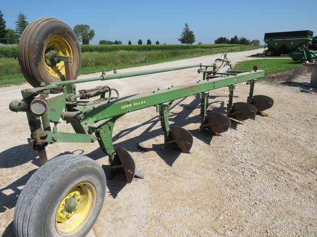 Image of John Deere 1350-1450 equipment image 4