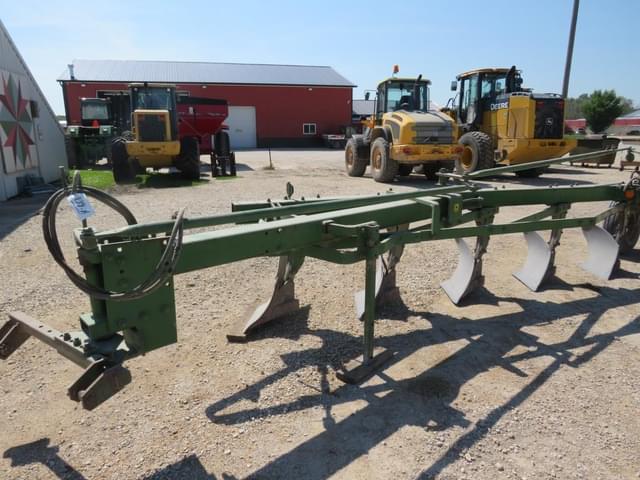 Image of John Deere 1350-1450 equipment image 1