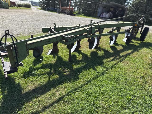 Image of John Deere 1350-1450 equipment image 2