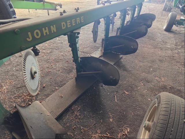 Image of John Deere 1350-1450 equipment image 4