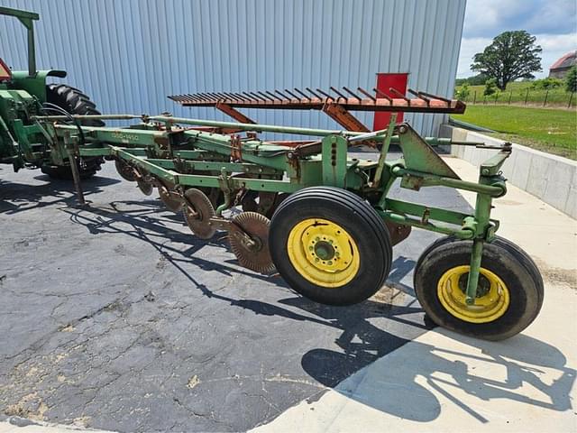 Image of John Deere 1350-1450 equipment image 2