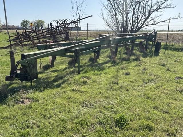 Image of John Deere 1350-1450 equipment image 1