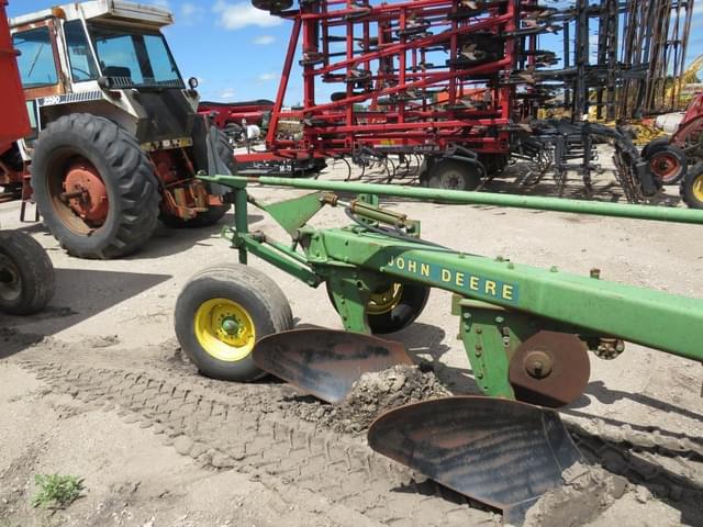 Image of John Deere 1350-1450 equipment image 4