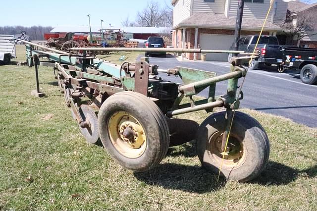 Image of John Deere 1350-1450 equipment image 3