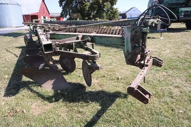 Image of John Deere 1350-1450 equipment image 1