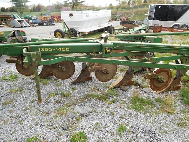 Image of John Deere 1350-1450 equipment image 4