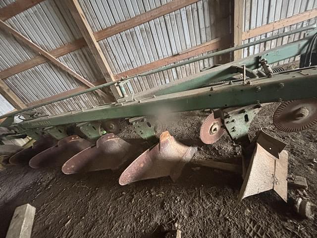 Image of John Deere 1350-1450 equipment image 3