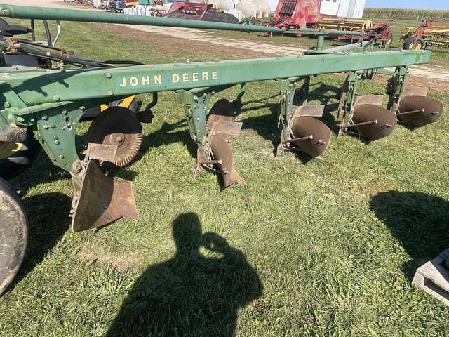 Image of John Deere 1350-1450 equipment image 1